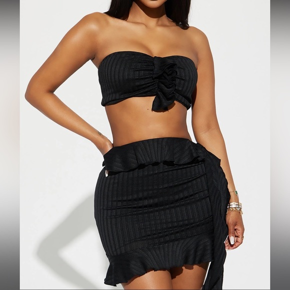 FASHION NOVA SKIRT SET BLACK - Picture 2 of 3
